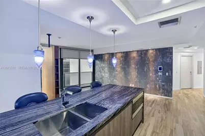 801 S Miami Ave #2805, Miami, FL 33130 - Photo 2