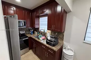 5935 W 26th Ave, Hialeah, FL 33016 - Photo 6