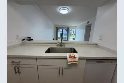 18226 S Mediterranean Blvd #1603, Hialeah, FL 33015 - Photo 6