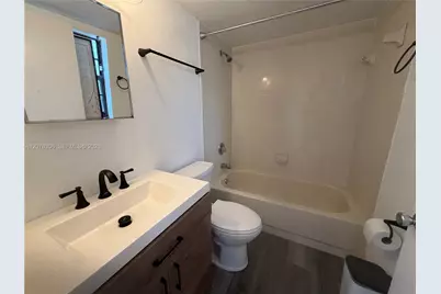 18226 S Mediterranean Blvd #3-16, Hialeah, FL 33015 - Photo 12
