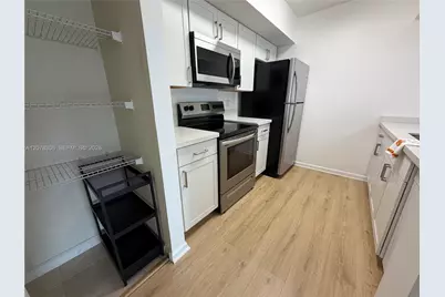 18226 S Mediterranean Blvd #1603, Hialeah, FL 33015 - Photo 4