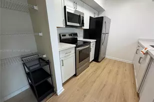 18226 S Mediterranean Blvd, Hialeah, FL 33015 - Photo 4