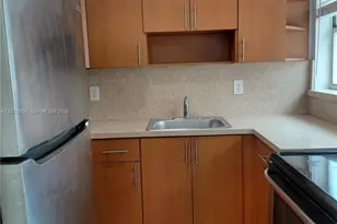5461 W 24th Ave, Hialeah, FL 33016 - Photo 12
