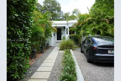 12015 NE 10 Av, Biscayne Park, FL 33161 - Photo 1