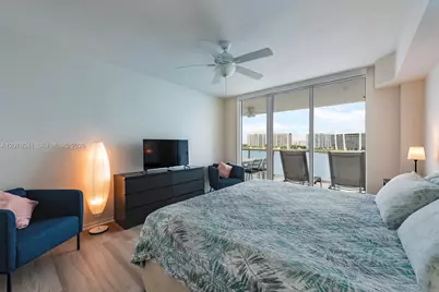18100 N Bay Rd #1009, Sunny Isles Beach, FL 33160 - Photo 10
