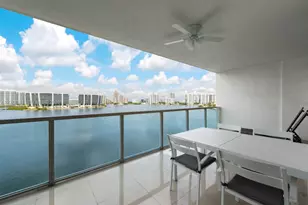 18100 N Bay Rd, Sunny Isles Beach, FL 33160 - Photo 18