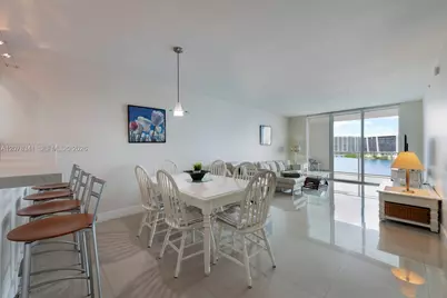 18100 N Bay Rd #1009, Sunny Isles Beach, FL 33160 - Photo 2