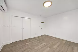 1989 N Glades Dr, North Miami Beach, FL 33162 - Photo 14