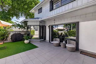 9852 NW 52nd Terrace, Doral, FL 33178 - Photo 2