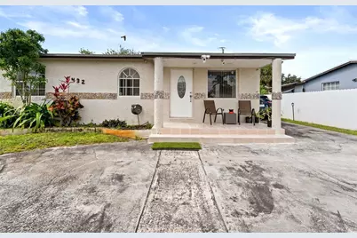 6432 Perry St, Hollywood, FL 33024 - Photo 2