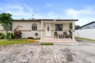 6432 Perry St, Hollywood, FL 33024 - Photo 2