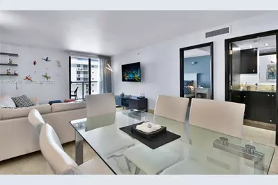 2401 Collins Ave #1711, Miami Beach, FL 33140 - Photo 8