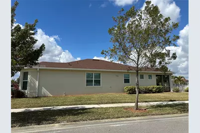 12763 SW Vermillion Cir, Port Saint Lucie, FL 34987 - Photo 2