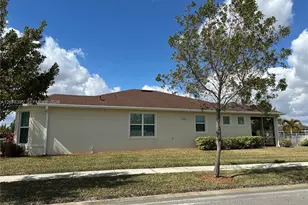 12763 SW Vermillion Cir, Port Saint Lucie, FL 34987 - Photo 2