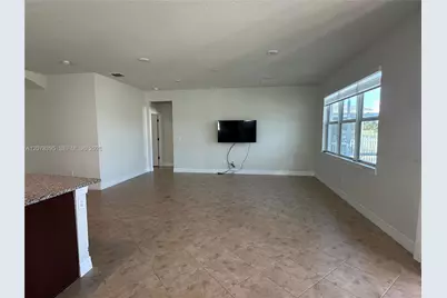 12763 SW Vermillion Cir, Port Saint Lucie, FL 34987 - Photo 12