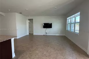12763 SW Vermillion Cir, Port Saint Lucie, FL 34987 - Photo 10