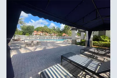 700 Sorrento Dr, Weston, FL 33326 - Photo 36