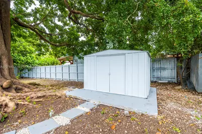 655 SW 6th Ter, Florida City, FL 33034 - Photo 42