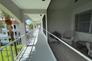 581 Blue Heron Dr, Hallandale Beach, FL 33009 - Photo 4