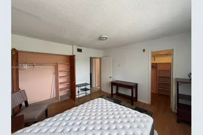 581 Blue Heron Dr #307-B, Hallandale Beach, FL 33009 - Photo 16
