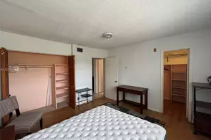 581 Blue Heron Dr, Hallandale Beach, FL 33009 - Photo 16