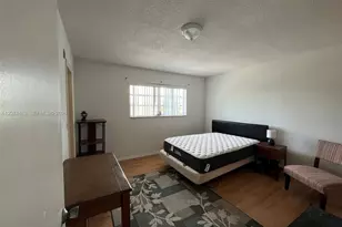 581 Blue Heron Dr, Hallandale Beach, FL 33009 - Photo 14