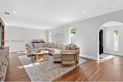 4943 Riviera Dr #-, Coral Gables, FL 33146 - Photo 1