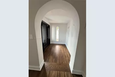 4943 Riviera Dr #-, Coral Gables, FL 33146 - Photo 8