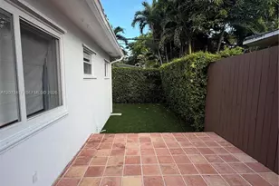 4943 Riviera Dr, Coral Gables, FL 33146 - Photo 10