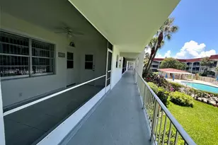 581 Blue Heron Dr, Hallandale Beach, FL 33009 - Photo 4