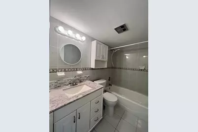 581 Blue Heron Dr #212-B, Hallandale Beach, FL 33009 - Photo 24