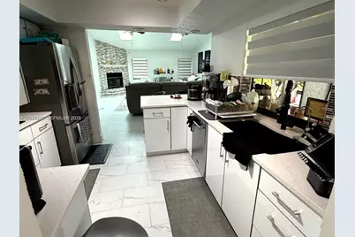 209 SW 42nd St #209, Cape Coral, FL 33914 - Photo 6