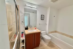 1111 SW 1st Ave, Miami, FL 33130 - Photo 26