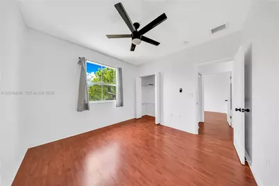 2019 SE 13th St, Homestead, FL 33035 - Photo 4