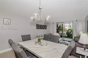 492 NW 165th St Rd, Miami, FL 33169 - Photo 10