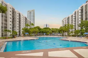17011 N Bay Rd, Sunny Isles Beach, FL 33160 - Photo 2