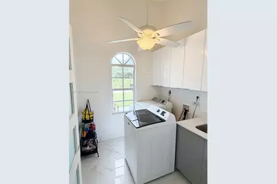 405 Mc Kinley, Lehigh Acres, FL 33972 - Photo 16