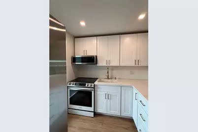 5200 Washington St #207, Hollywood, FL 33021 - Photo 8