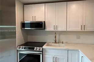 5200 Washington St, Hollywood, FL 33021 - Photo 8