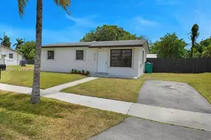10720 SW 147th St, Miami, FL 33176 - Photo 2