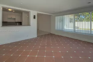 160 NW 199th St, Miami Gardens, FL 33169 - Photo 2