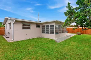 8397 NW 25th Ct, Sunrise, FL 33322 - Photo 26