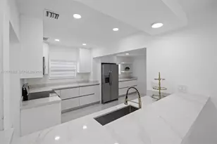 10901 SW 47th Terrace, Miami, FL 33165 - Photo 8