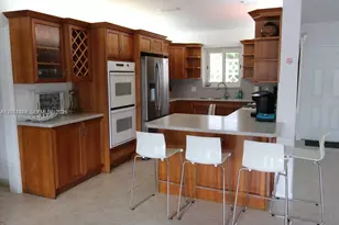 2424 SE 9th St, Pompano Beach, FL 33062 - Photo 20