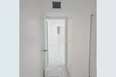 730 E 17th St, Hialeah, FL 33010 - Photo 44