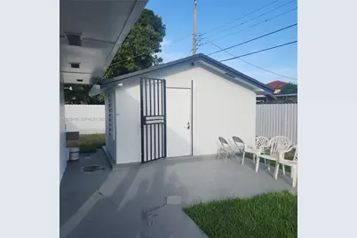 730 E 17th St, Hialeah, FL 33010 - Photo 12