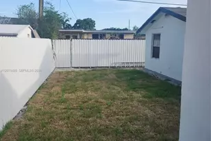 730 E 17th St, Hialeah, FL 33010 - Photo 16