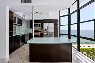 6423 Collins Ave, Miami Beach, FL 33141 - Photo 24
