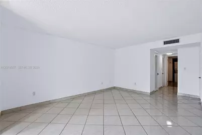 6423 Collins Ave #1702, Miami Beach, FL 33141 - Photo 48