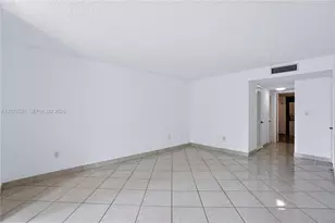 6423 Collins Ave, Miami Beach, FL 33141 - Photo 48